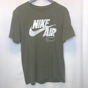 Nike T-shirt